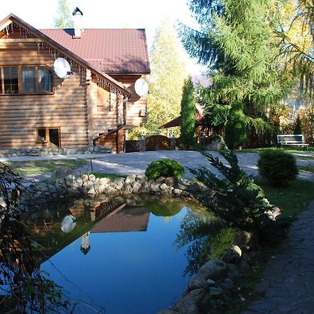 Kraevyd Hotel Yaremche Eksteriør billede